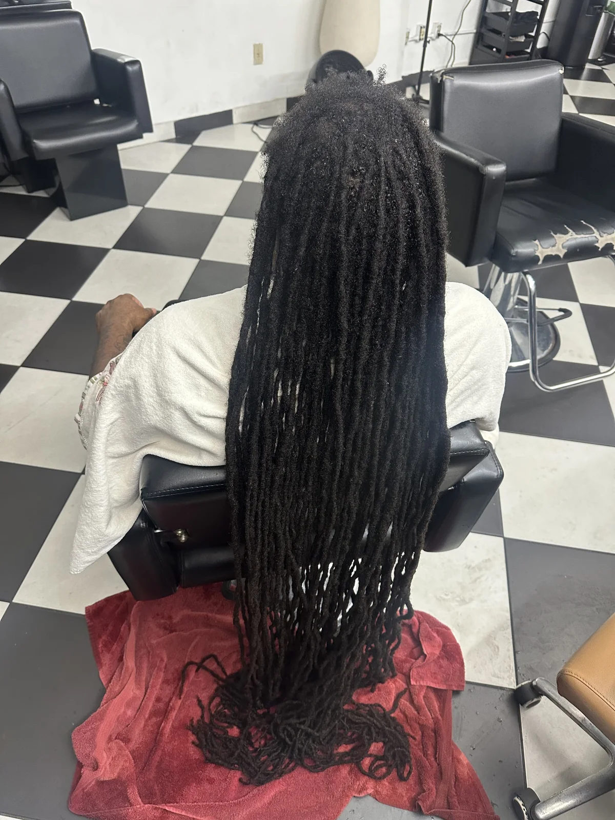 Merchant-approved hairstyle portfolio photograph 20 from God’s Gift Beauty Salon
